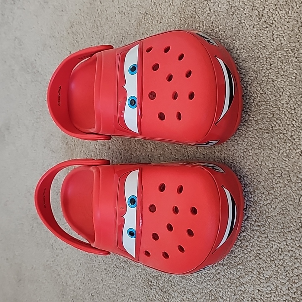 Crocs Disney Cars Lightning McQueen